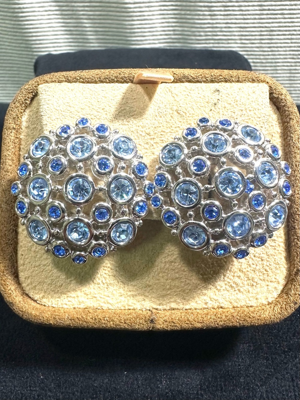 Vtg: Swarovski {Swan Hallmark) Blue Atomic Clip On Earrings
